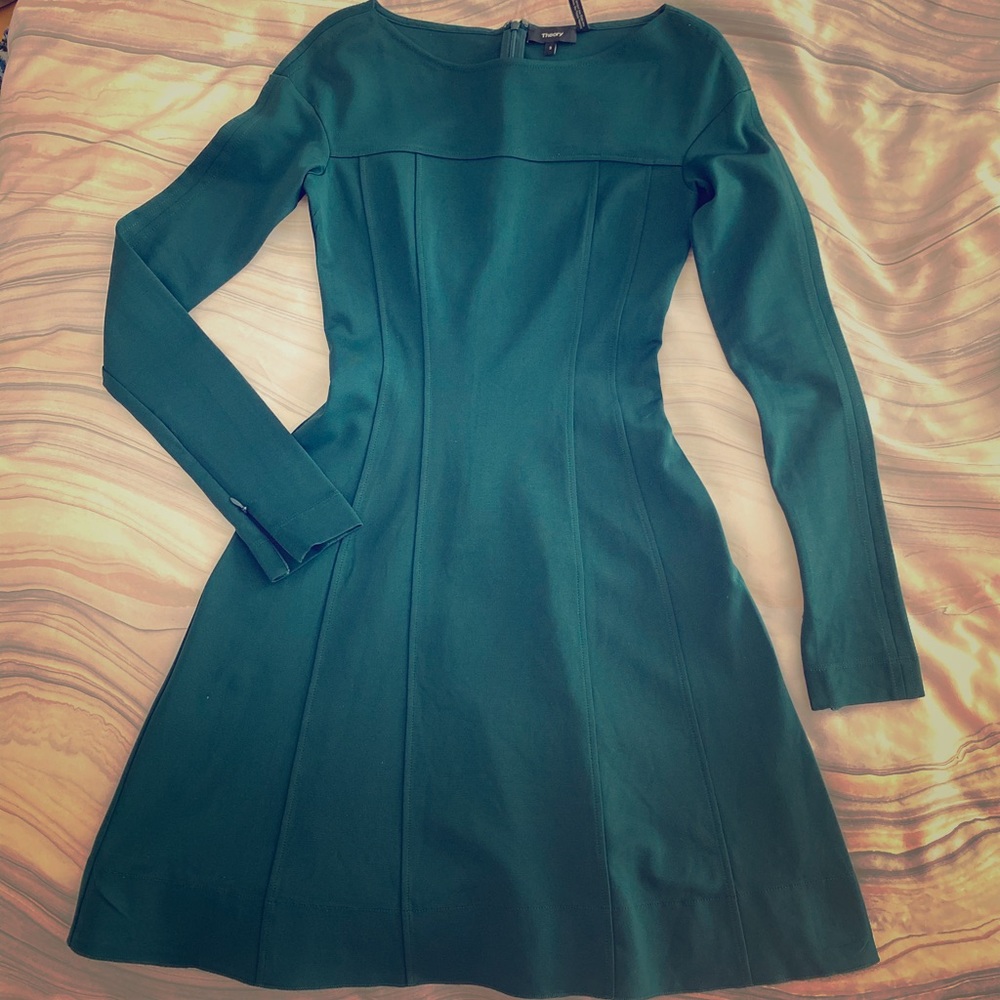 Theory Elegant Green Long-sleeve Dress